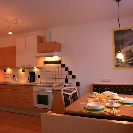 4 Jahreszeiten * Ehrwald